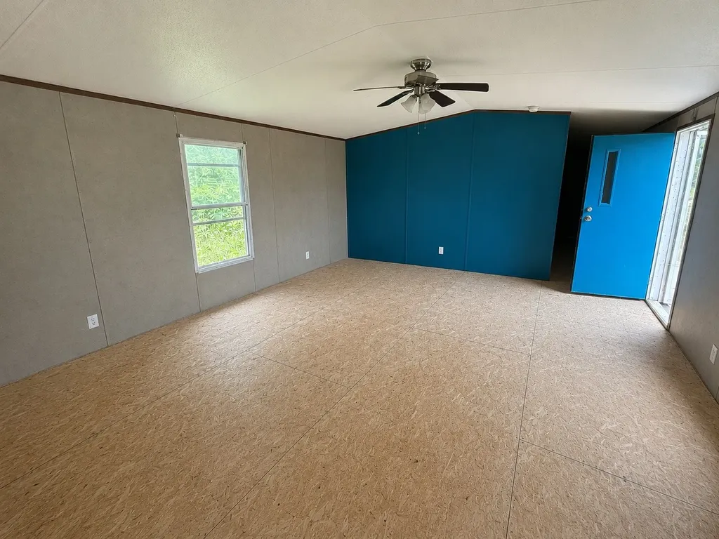 204 Mcelroy Street Southmayd TX 76273