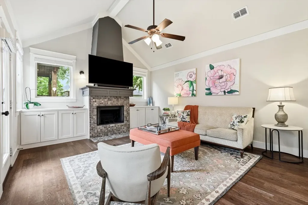 1302 Lela Street Mckinney TX 75069