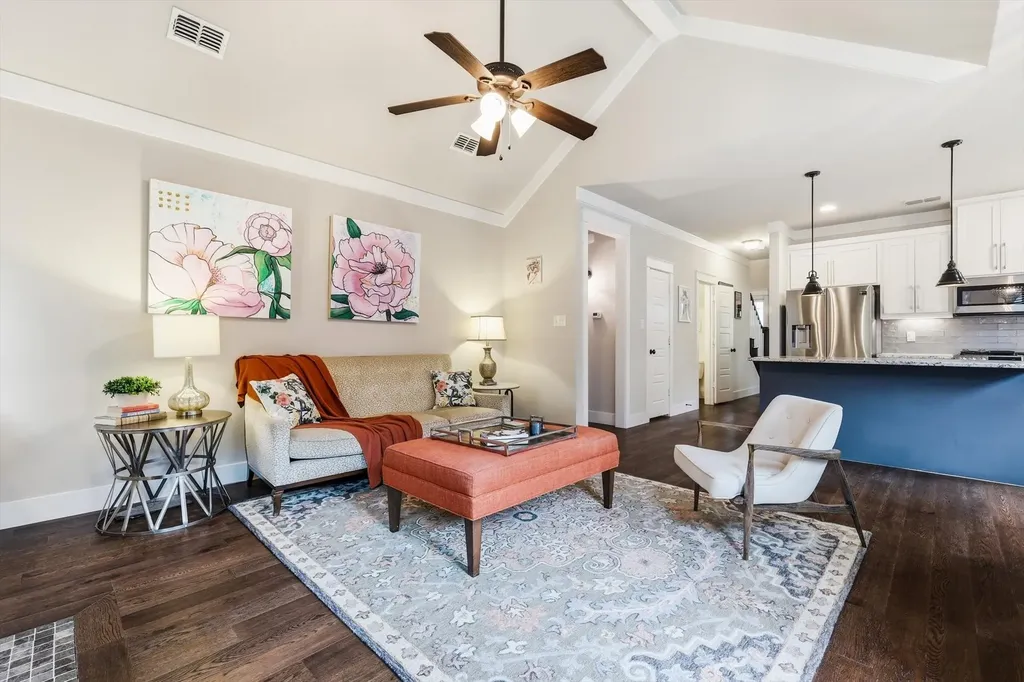 1302 Lela Street Mckinney TX 75069