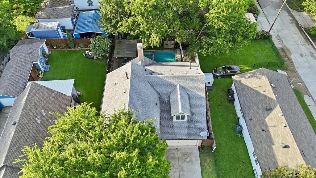 1302 Lela Street Mckinney TX 75069