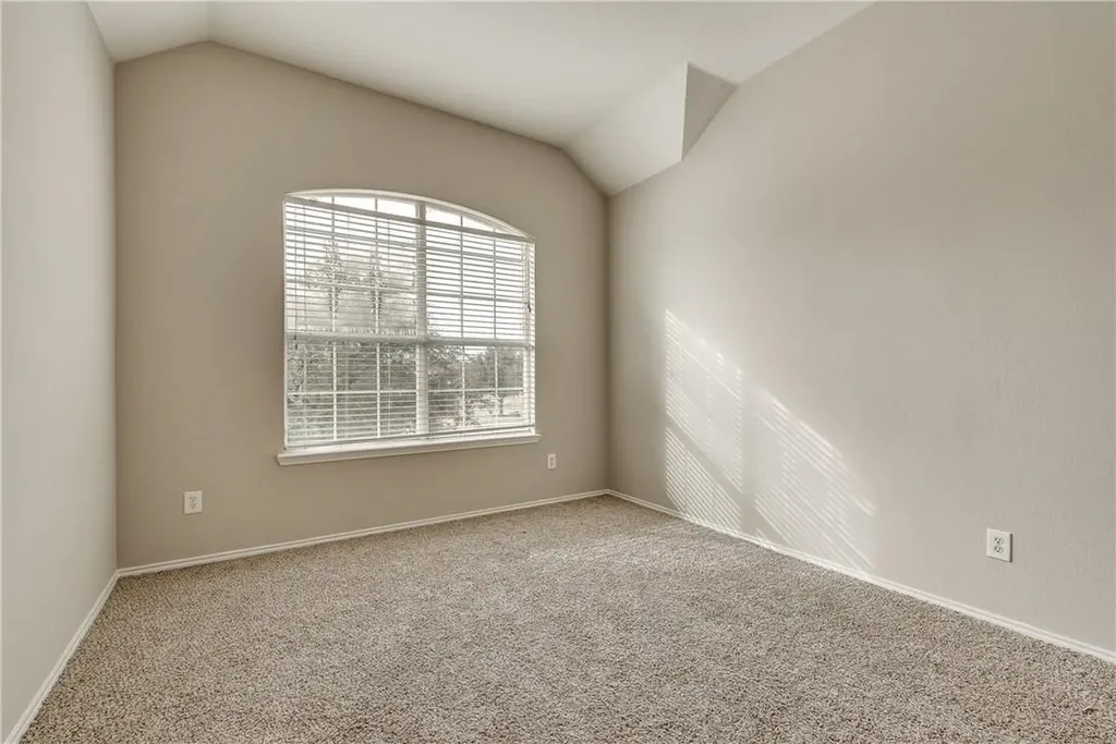 409 Knoll Park Court Mckinney TX 75072