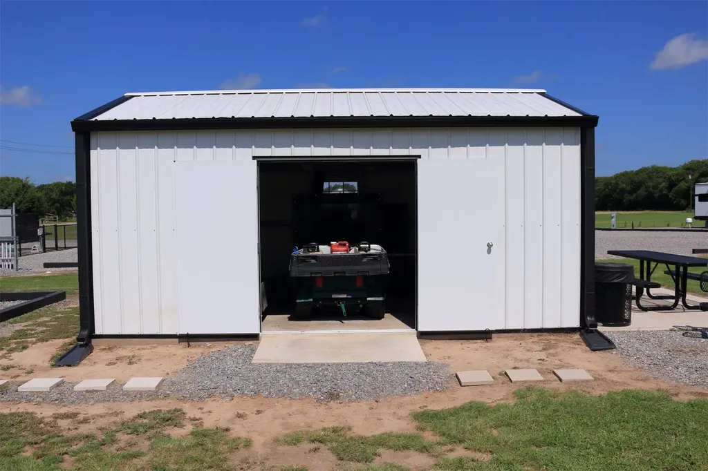 3782 W Texas Highway 56 Highway W Ector TX 75439