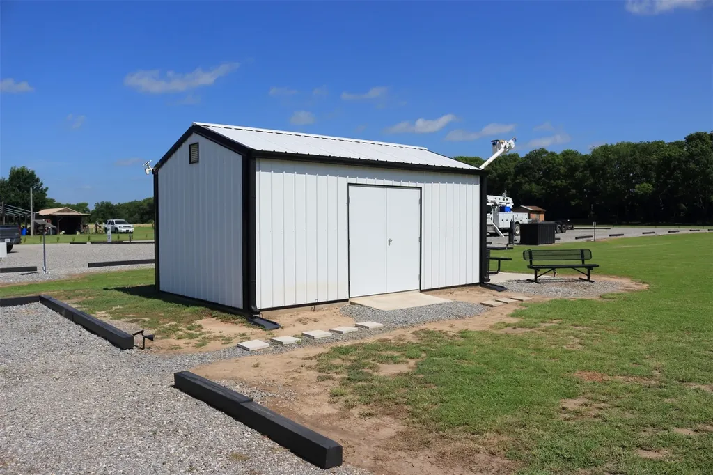 3782 W Texas Highway 56 Highway W Ector TX 75439