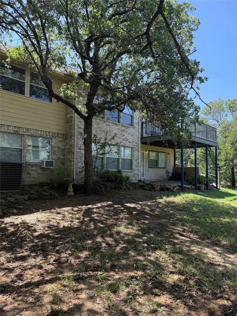 357 Kellys Circle Runaway Bay TX 76426