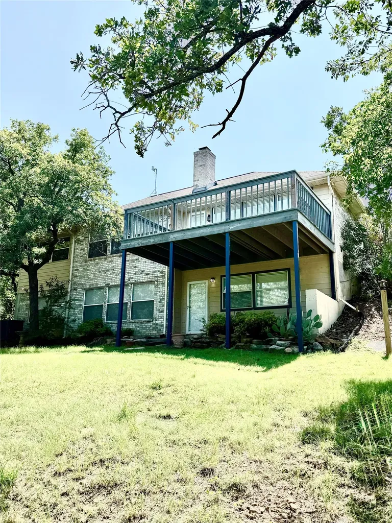 357 Kellys Circle Runaway Bay TX 76426
