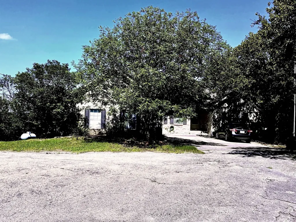 357 Kellys Circle Runaway Bay TX 76426