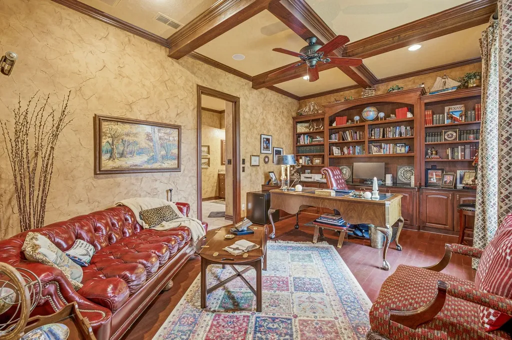 2002 W Emerald Bend Court Granbury TX 76049