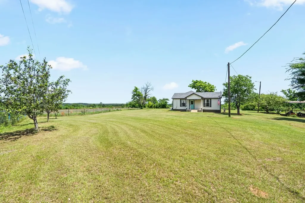 8869 County Road 1617 Avinger TX 75630