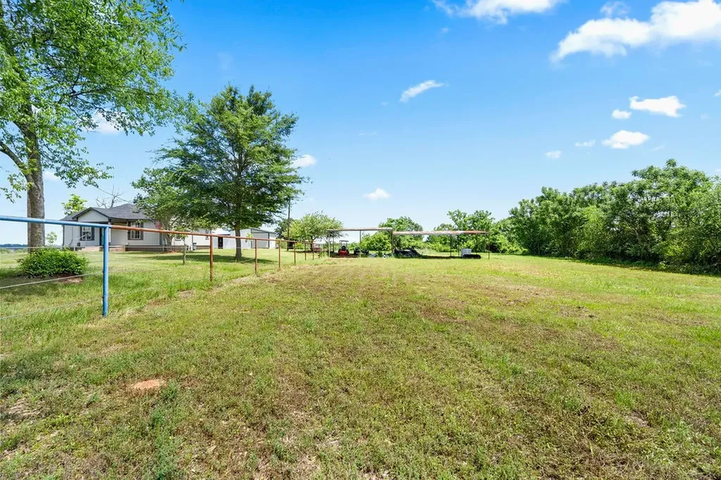 8869 County Road 1617 Avinger TX 75630