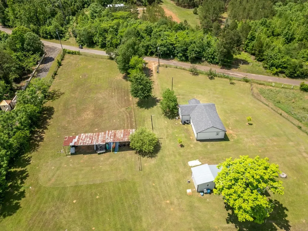 8869 County Road 1617 Avinger TX 75630