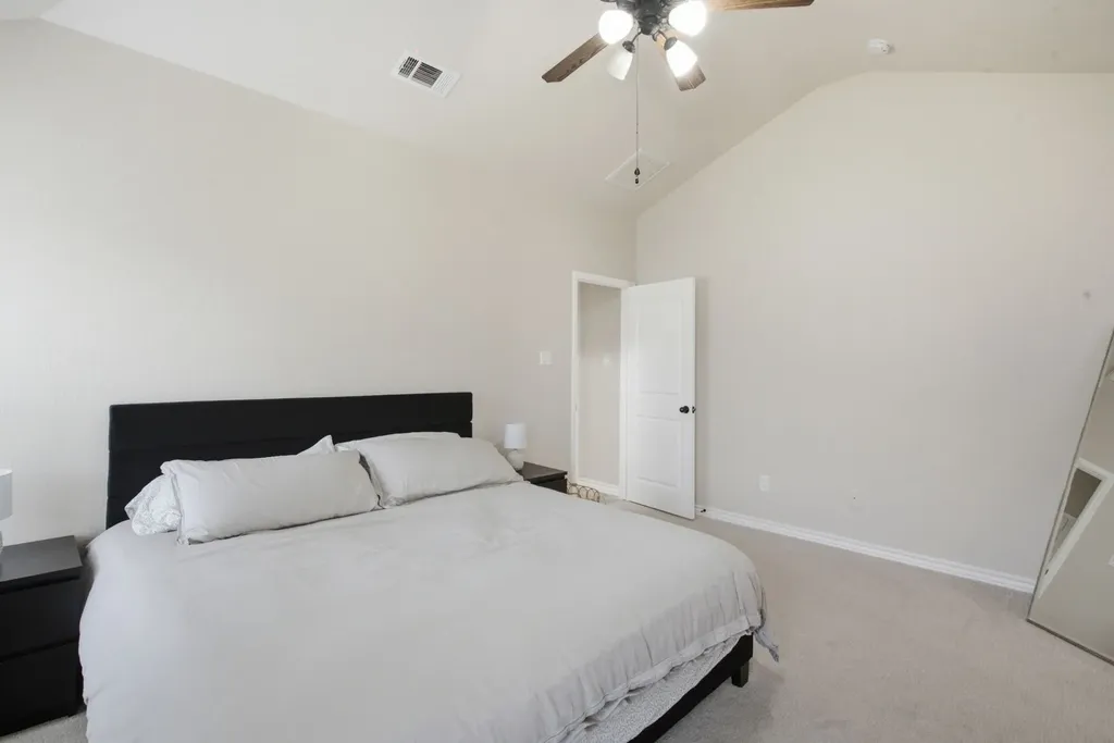 2013 Lindentree Drive Weatherford TX 76086