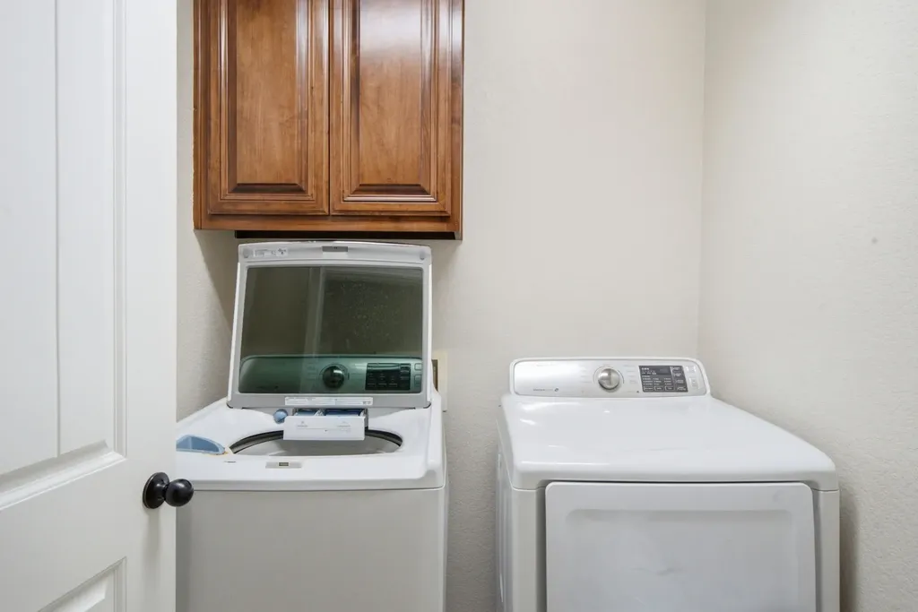 2013 Lindentree Drive Weatherford TX 76086