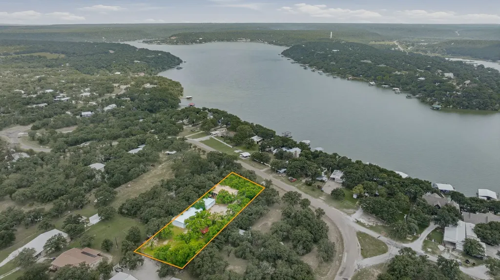 1645 N Lakeview Drive Palo Pinto TX 76484