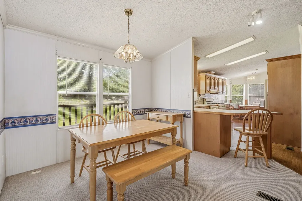 1645 N Lakeview Drive Palo Pinto TX 76484