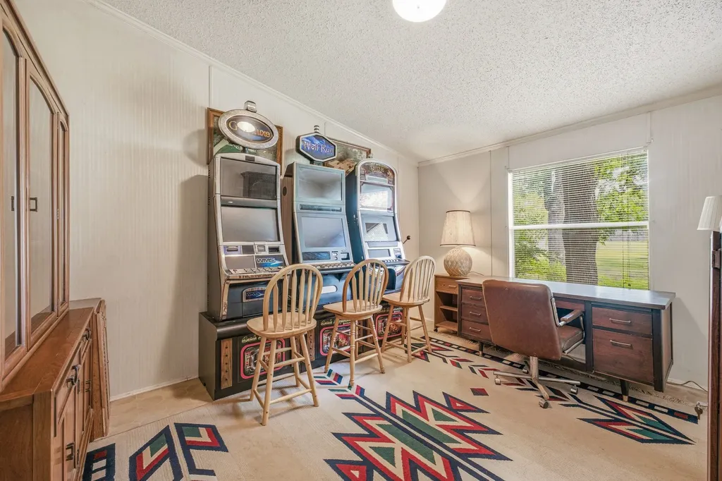 1645 N Lakeview Drive Palo Pinto TX 76484