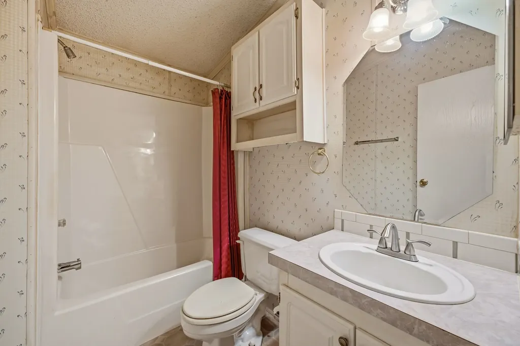 1645 N Lakeview Drive Palo Pinto TX 76484