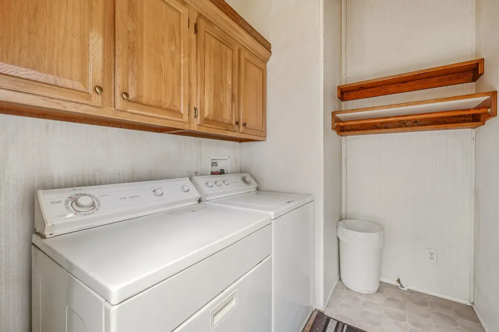 1645 N Lakeview Drive Palo Pinto TX 76484