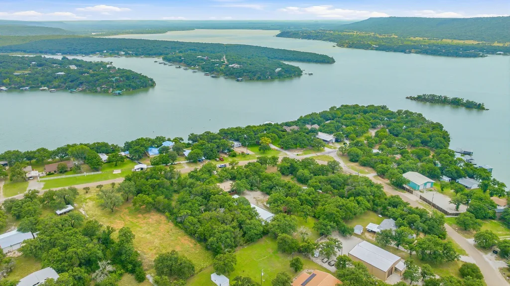 1645 N Lakeview Drive Palo Pinto TX 76484