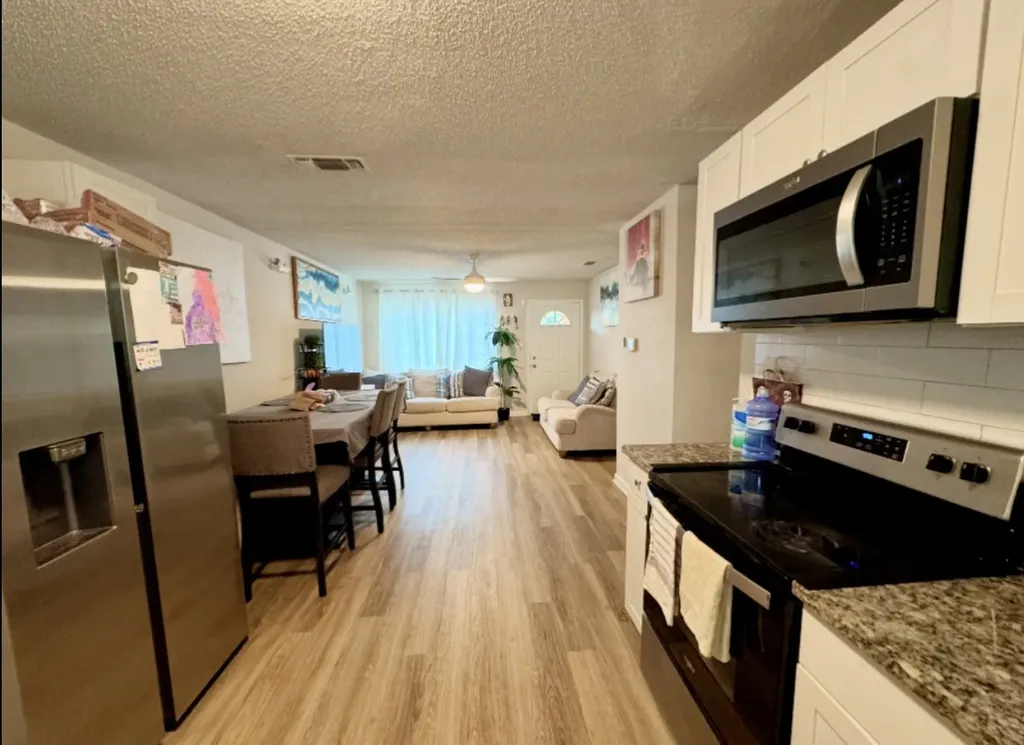 1112 Laguna Drive Denton TX 76209