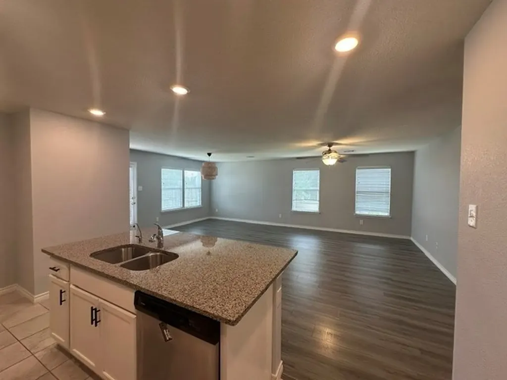 2757 Tobias Lane Aubrey TX 76227