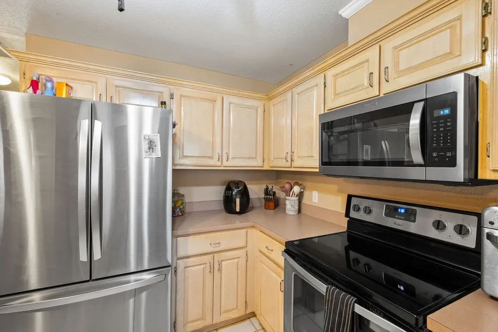 1510 Berry Patch Lane Granbury TX 76048
