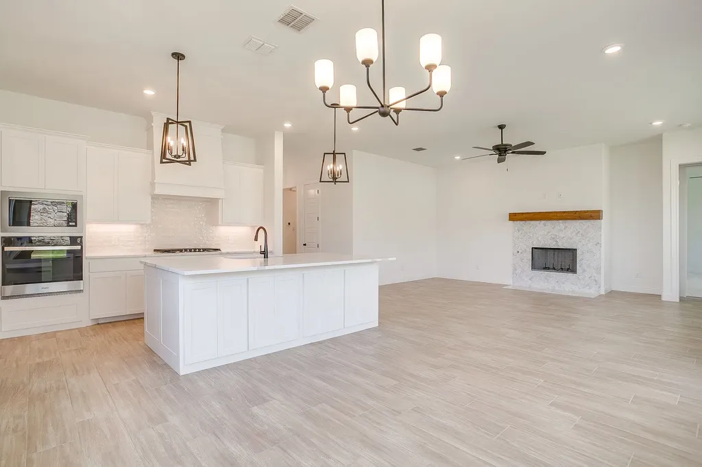 6926 Trail Rock Drive Benbrook TX 76126