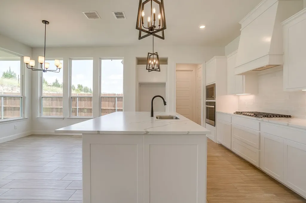 6926 Trail Rock Drive Benbrook TX 76126