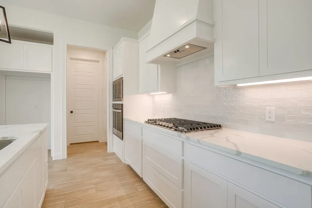 6926 Trail Rock Drive Benbrook TX 76126