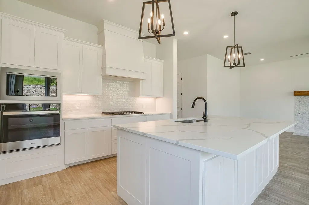6926 Trail Rock Drive Benbrook TX 76126
