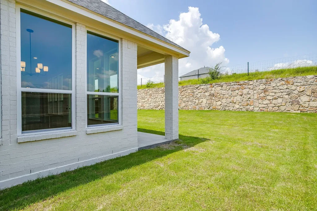 6926 Trail Rock Drive Benbrook TX 76126