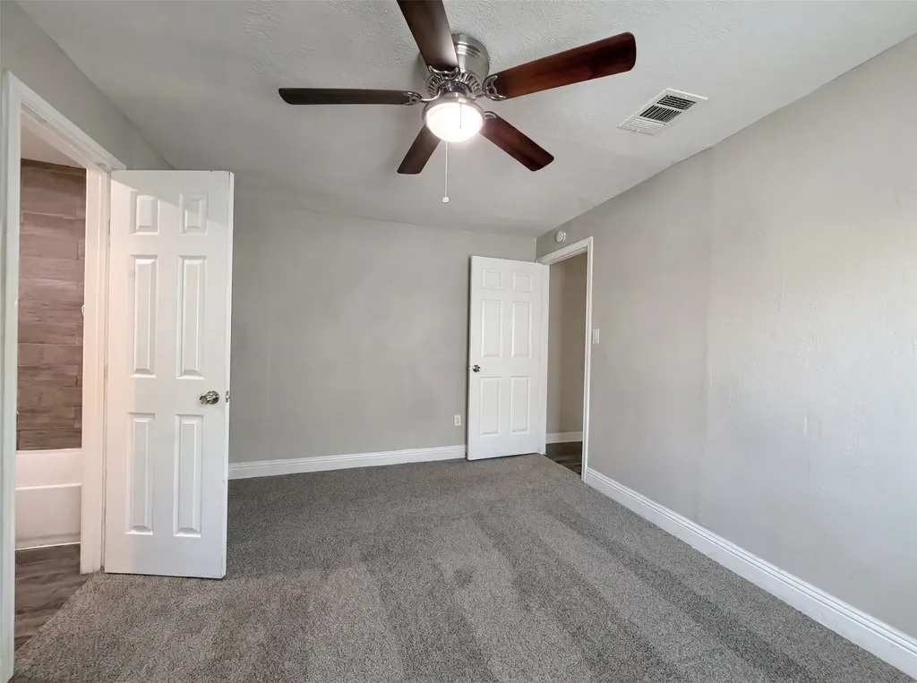 2008 Danner Street Fort Worth TX 76105