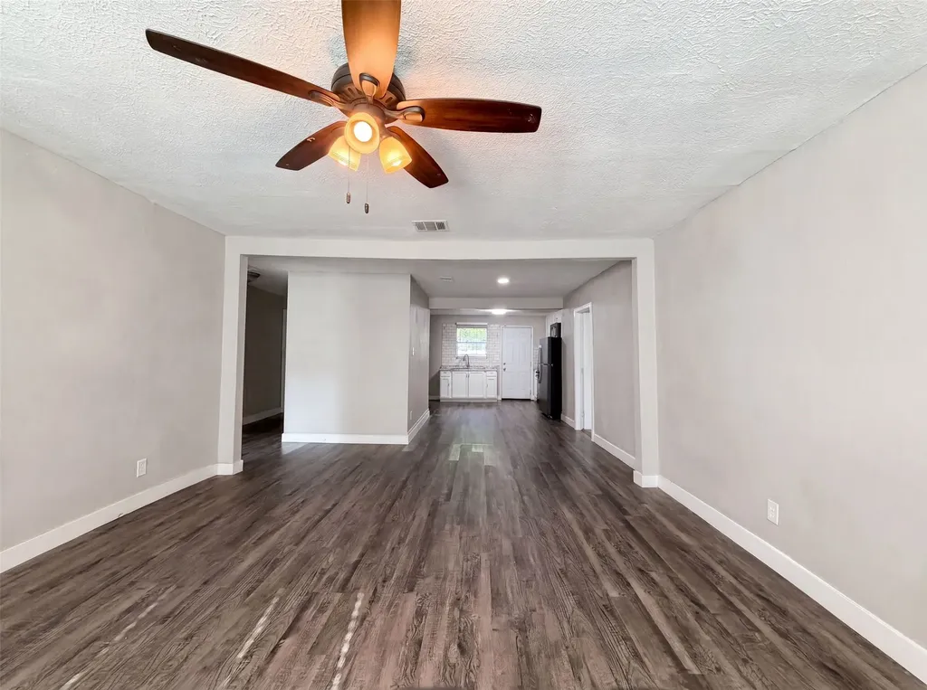 2008 Danner Street Fort Worth TX 76105