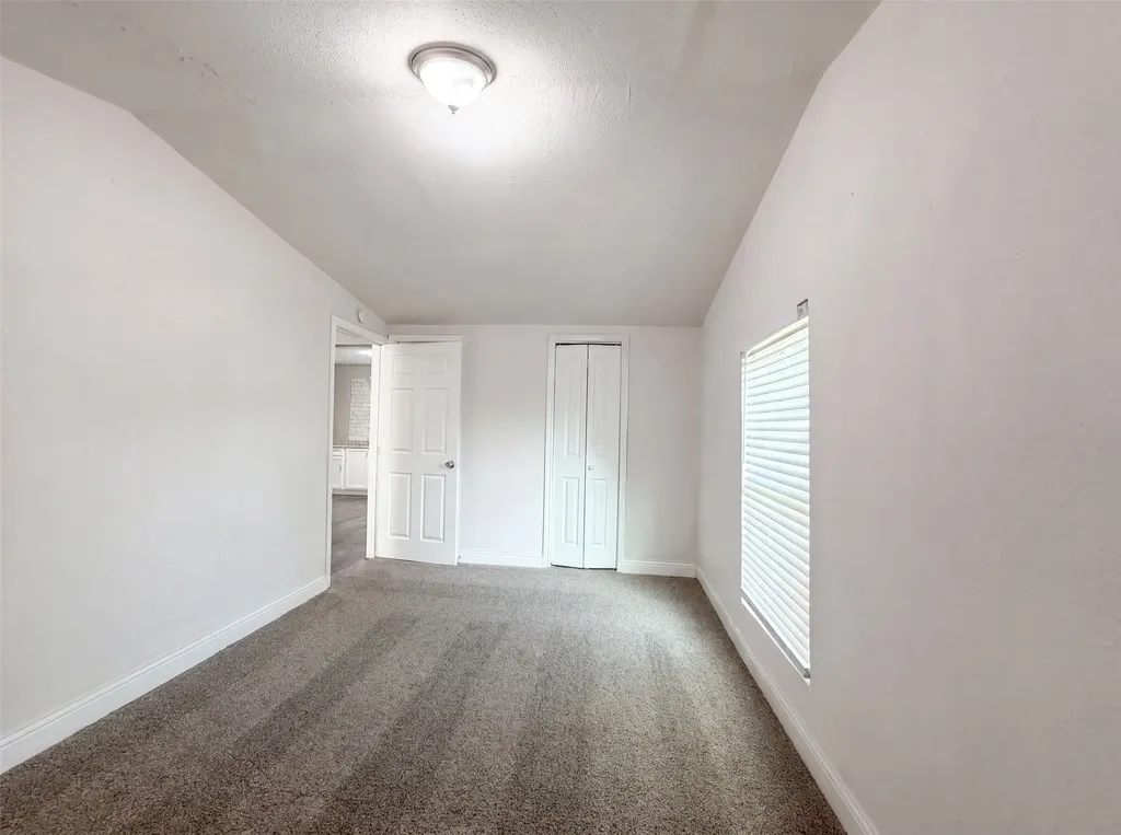 2008 Danner Street Fort Worth TX 76105