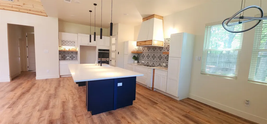 6702 Highland Oak Court Greenville TX 75402