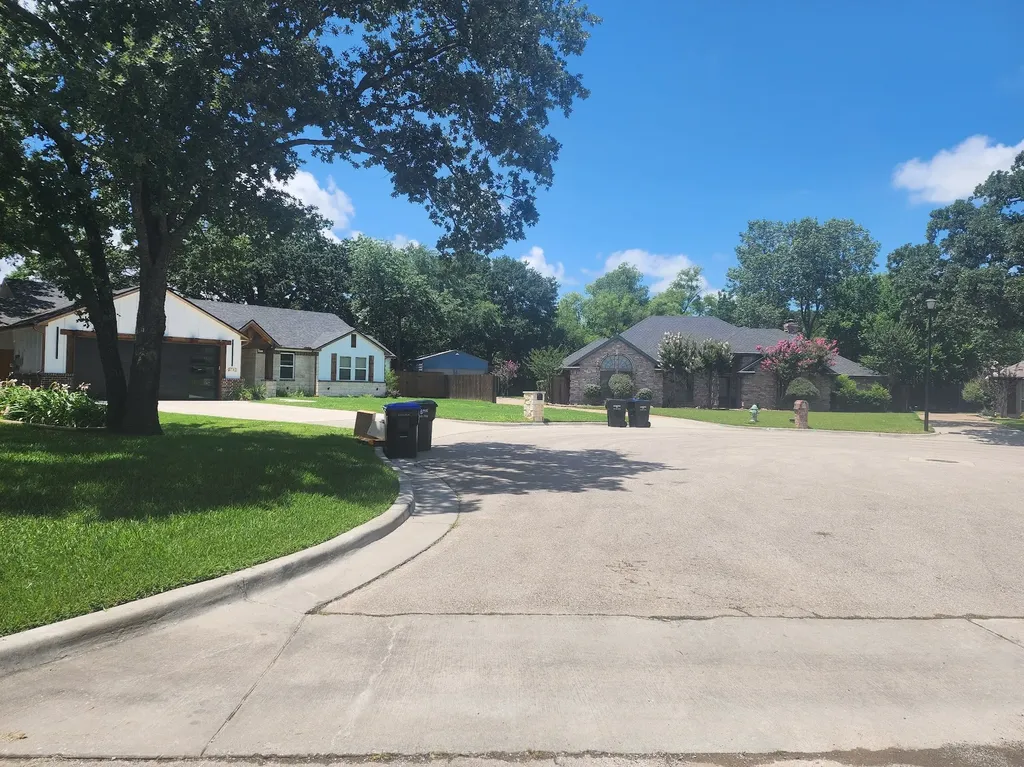6702 Highland Oak Court Greenville TX 75402