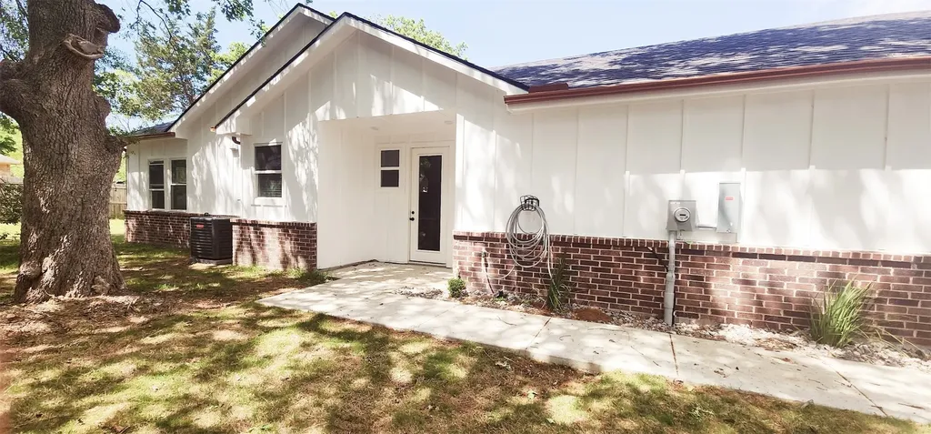 6702 Highland Oak Court Greenville TX 75402