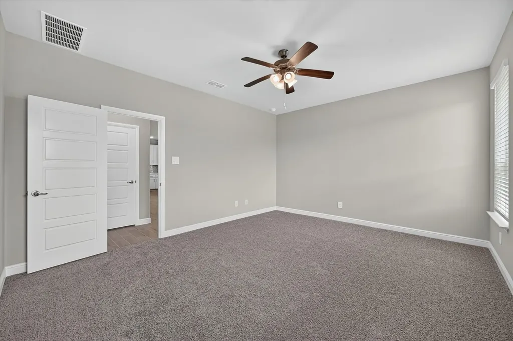 17132 Manzanilla Drive Justin TX 76247