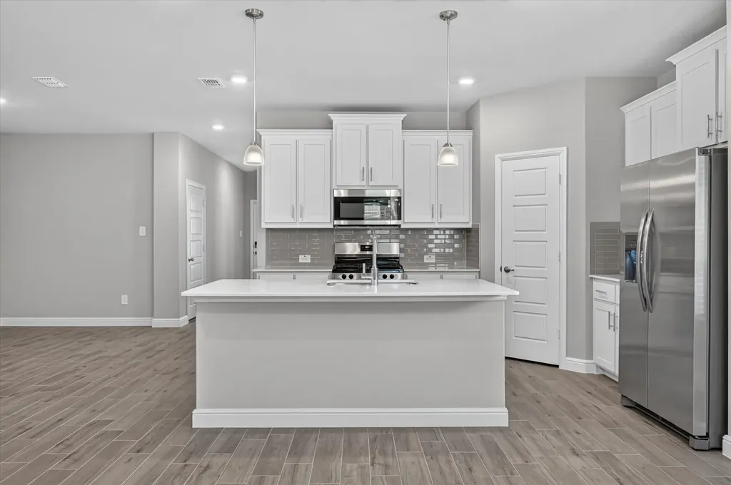 17132 Manzanilla Drive Justin TX 76247