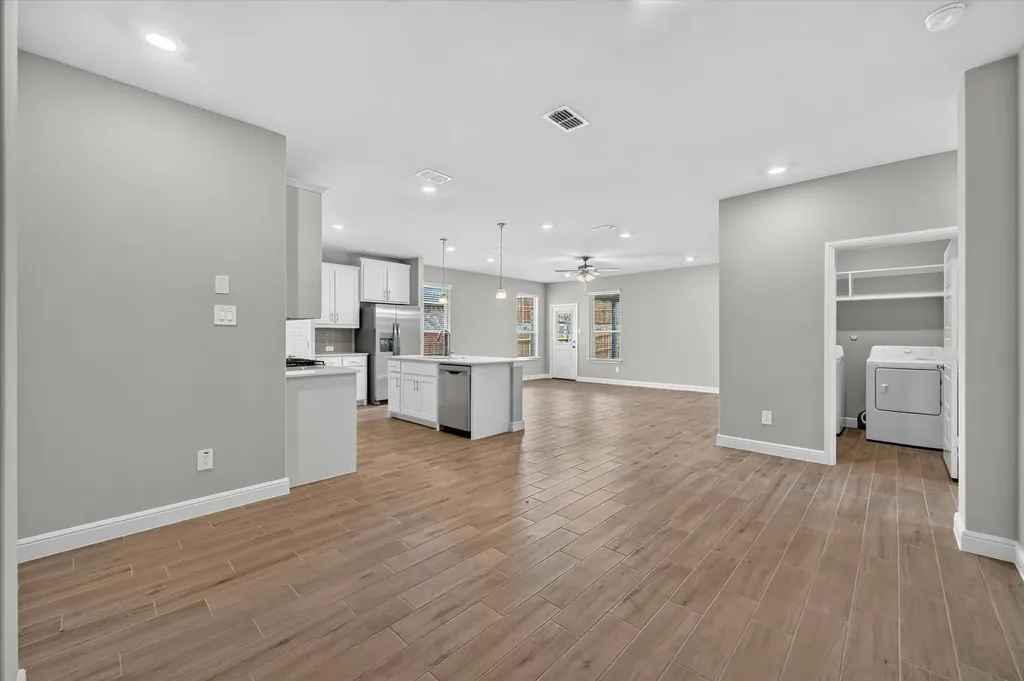 17132 Manzanilla Drive Justin TX 76247