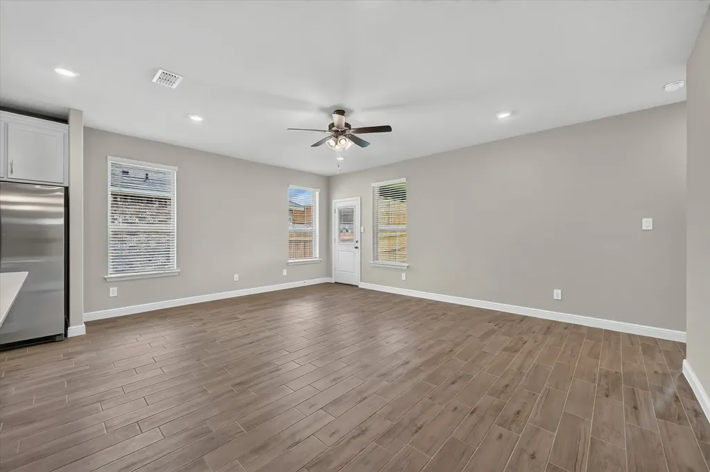 17132 Manzanilla Drive Justin TX 76247