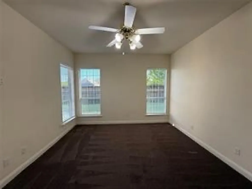 123 Hillcrest Drive Murphy TX 75094