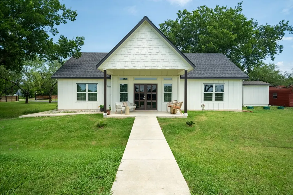 7002 Fair Road Kaufman TX 75142