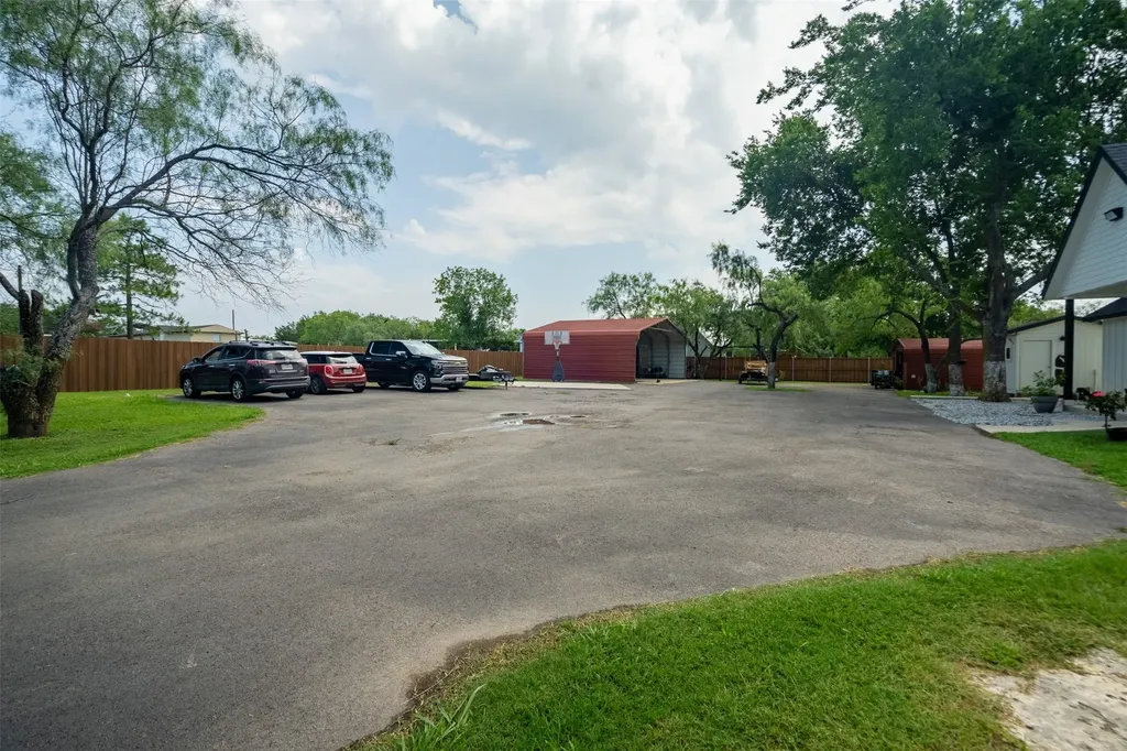 7002 Fair Road Kaufman TX 75142