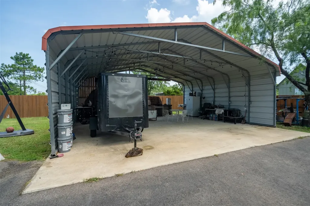 7002 Fair Road Kaufman TX 75142