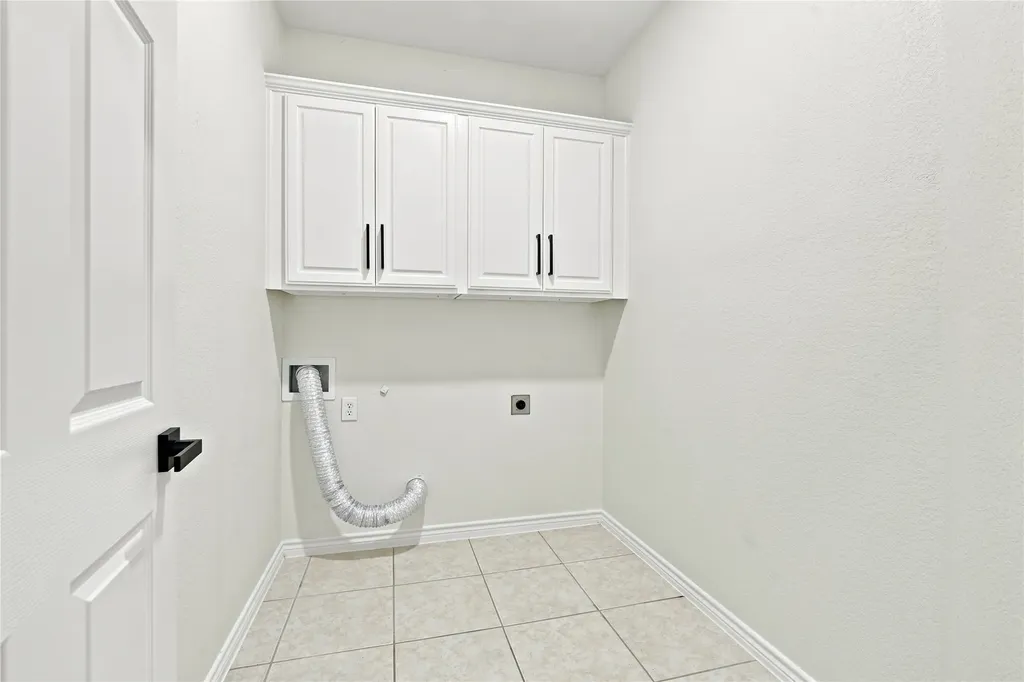 122 Clear Creek Drive Red Oak TX 75154