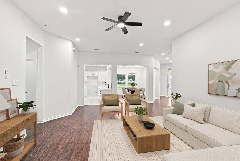 122 Clear Creek Drive Red Oak TX 75154