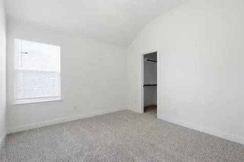 318 Gleneagles Drive Garland TX 75040