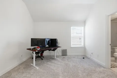 318 Gleneagles Drive Garland TX 75040