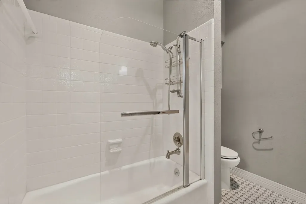 3113 Stonehenge Lane Carrollton TX 75006