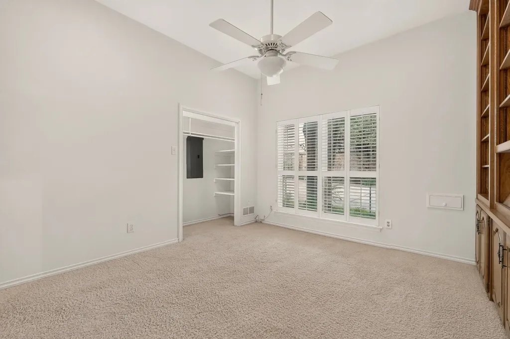 3113 Stonehenge Lane Carrollton TX 75006